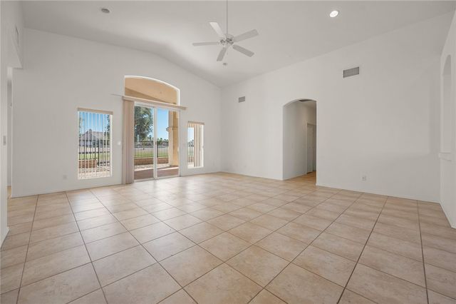 5806 S Wishing Well Drive, Fort Mohave, AZ 86426