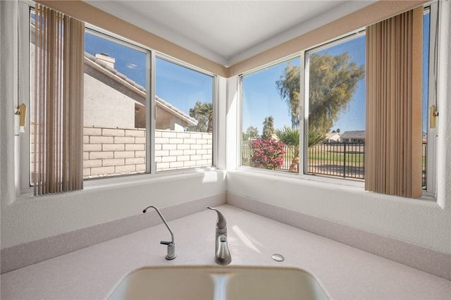 5806 S Wishing Well Drive, Fort Mohave, AZ 86426