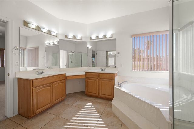 5806 S Wishing Well Drive, Fort Mohave, AZ 86426