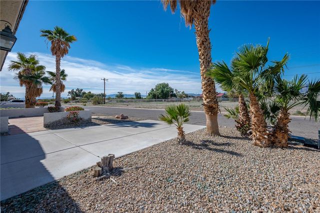 5806 S Wishing Well Drive, Fort Mohave, AZ 86426