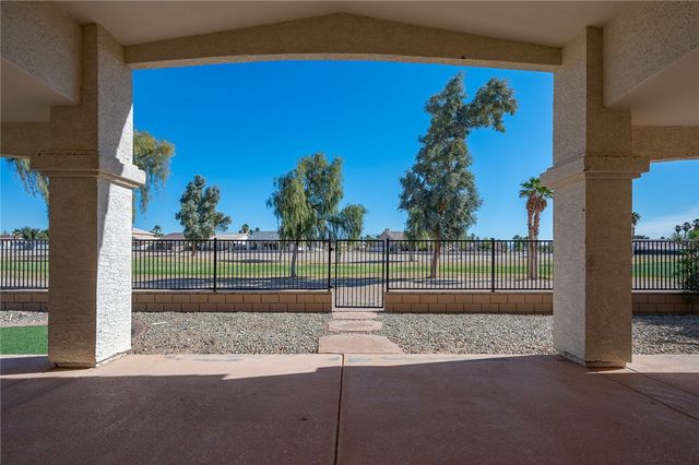 5806 S Wishing Well Drive, Fort Mohave, AZ 86426