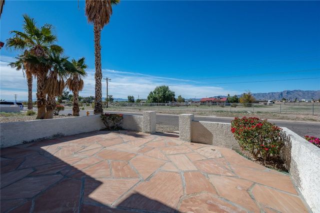 5806 S Wishing Well Drive, Fort Mohave, AZ 86426