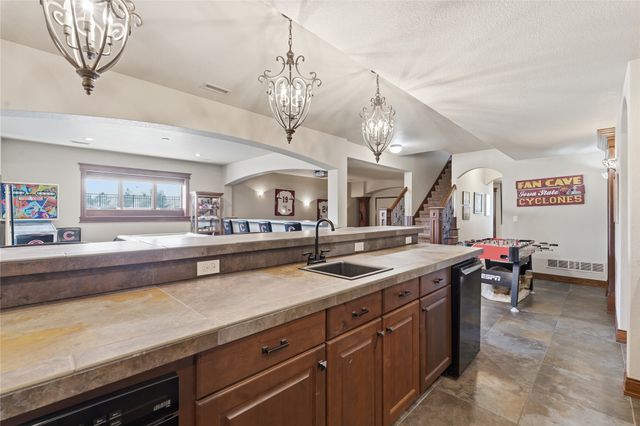 11635 NW 115th Street, Granger, IA 50109