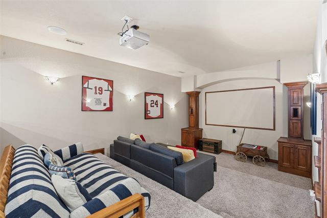11635 NW 115th Street, Granger, IA 50109