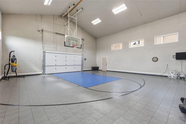 11635 NW 115th Street, Granger, IA 50109