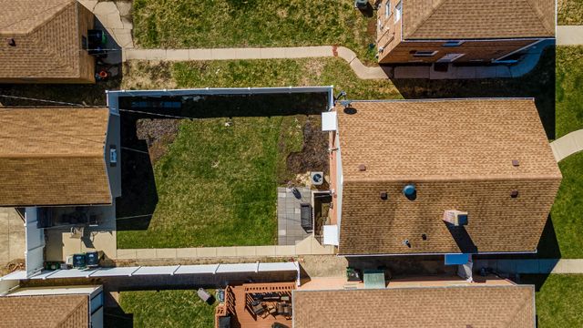 745 Manchester Avenue, Westchester, IL 60154