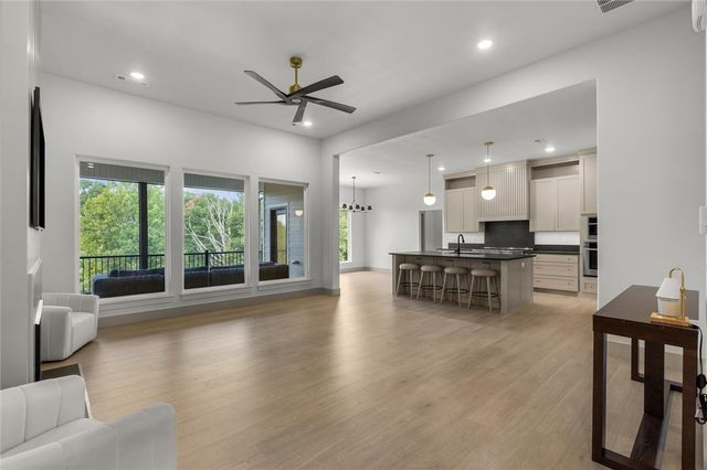 2125 Collins Drive, Pea Ridge, AR 72751