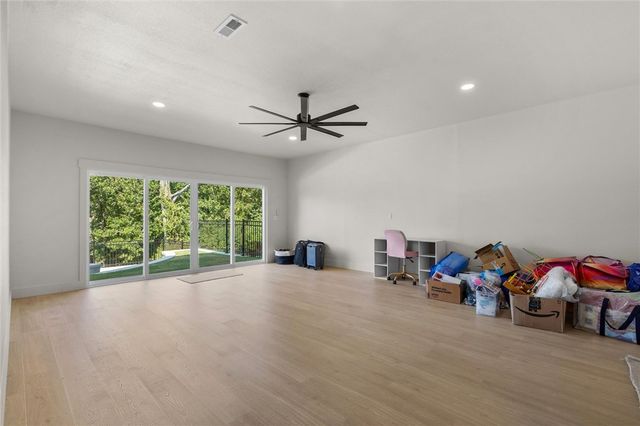 2125 Collins Drive, Pea Ridge, AR 72751