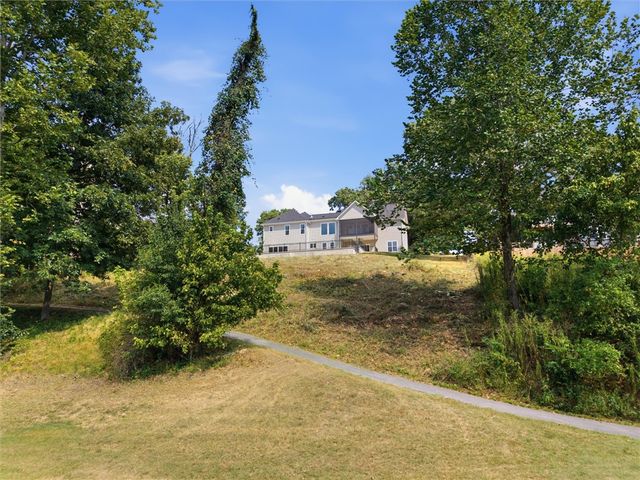 2125 Collins Drive, Pea Ridge, AR 72751