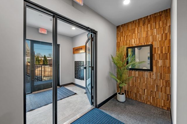 11 Boynton Street 103, Swampscott, MA 01907