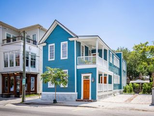 51 Spring Street A&B, Charleston, SC 29403