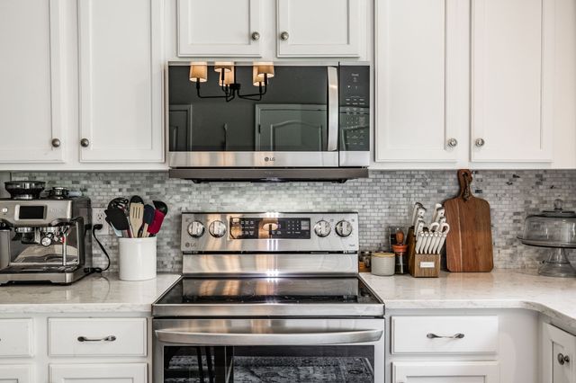 110 Dimaggio Dr, Springfield, TN 37172