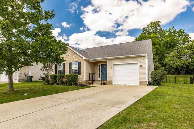 110 Dimaggio Dr, Springfield, TN 37172