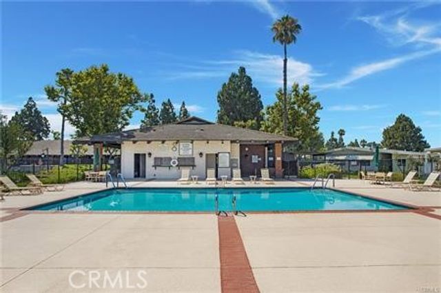 24001 Muirlands 12, Lake Forest (el Toro), CA 92630