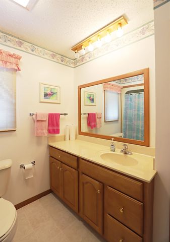 725 S Crescent Avenue, Sims Twp, MI 48703