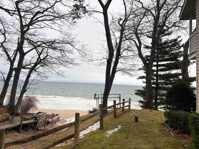 725 S Crescent Avenue, Sims Twp, MI 48703