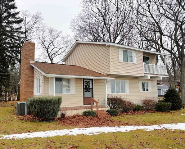 725 S Crescent Avenue, Sims Twp, MI 48703