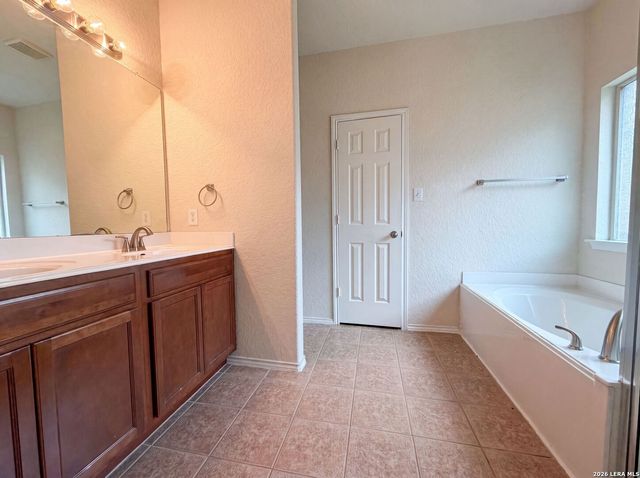 3133 Muntjac, Schertz, TX 78154
