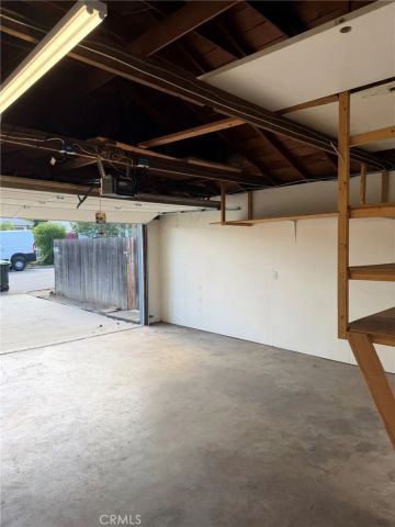 24471 University Avenue, Loma Linda, CA 92354