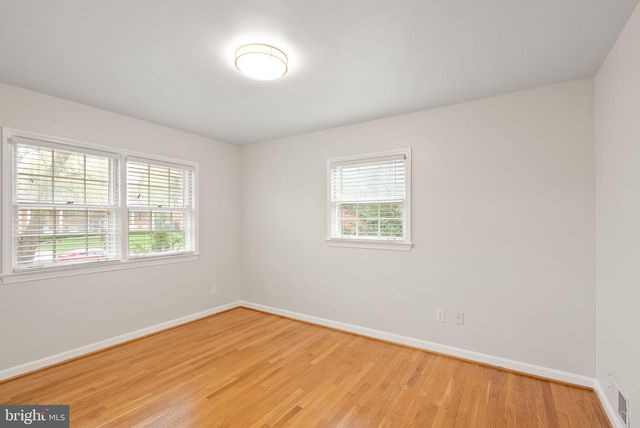 5924 KIMBLE CT, Falls Church, VA 22041