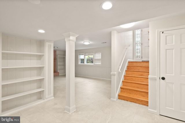 5924 KIMBLE CT, Falls Church, VA 22041