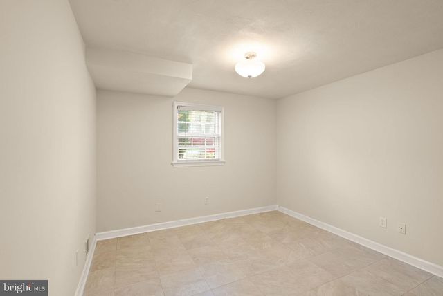 5924 KIMBLE CT, Falls Church, VA 22041