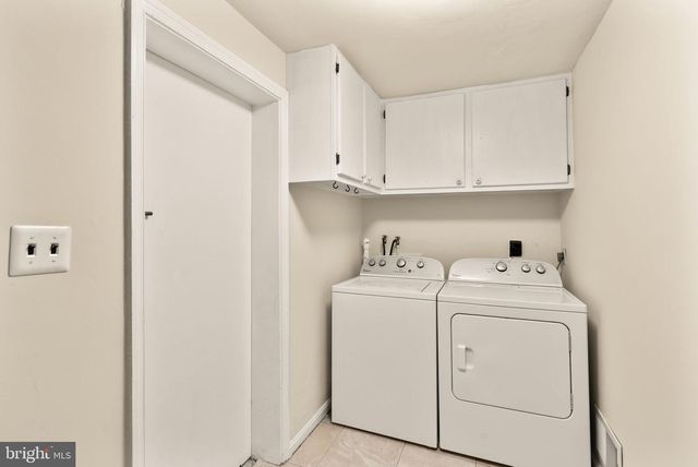 5924 KIMBLE CT, Falls Church, VA 22041