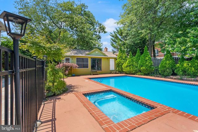 5924 KIMBLE CT, Falls Church, VA 22041