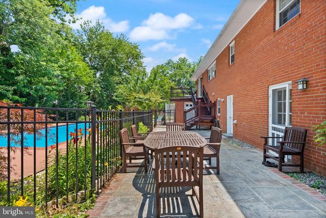 5924 KIMBLE CT, Falls Church, VA 22041