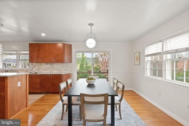 5924 KIMBLE CT, Falls Church, VA 22041