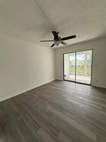3089 Yarmouth E 3089, Boca Raton, FL 33434