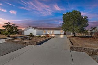12546 Navajo Road, Apple Valley, CA 92308