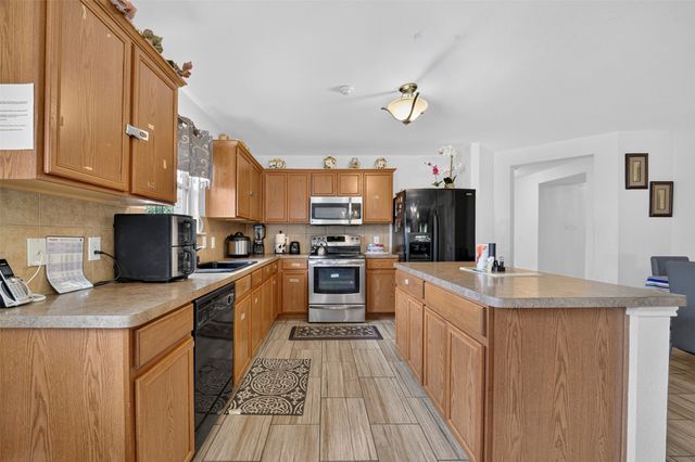 119 Matamoros Street, Grand Prairie, TX 75051