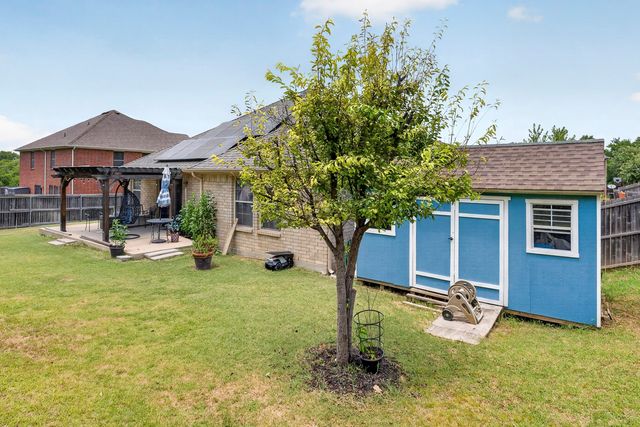 119 Matamoros Street, Grand Prairie, TX 75051