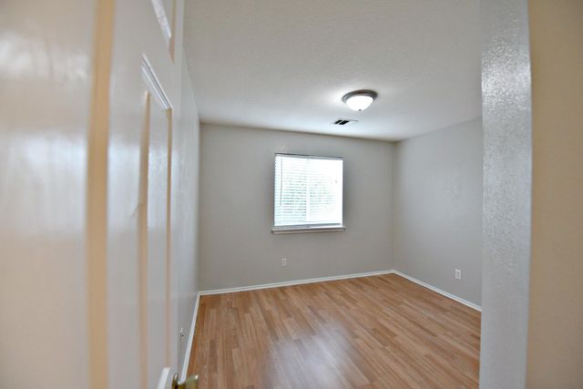 11012 Shallow Water RD, Austin, TX 78717