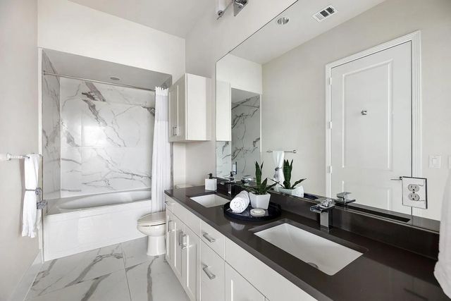 1508 Blodgett Street 401, Houston, TX 77004