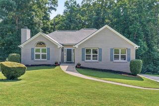 3190 Lakecrest Drive, Dacula, GA 30019