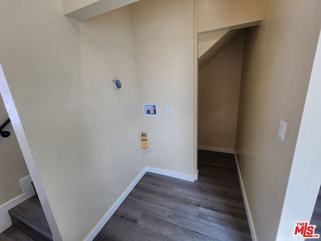 1535 W 80th Street, Los Angeles, CA 90047