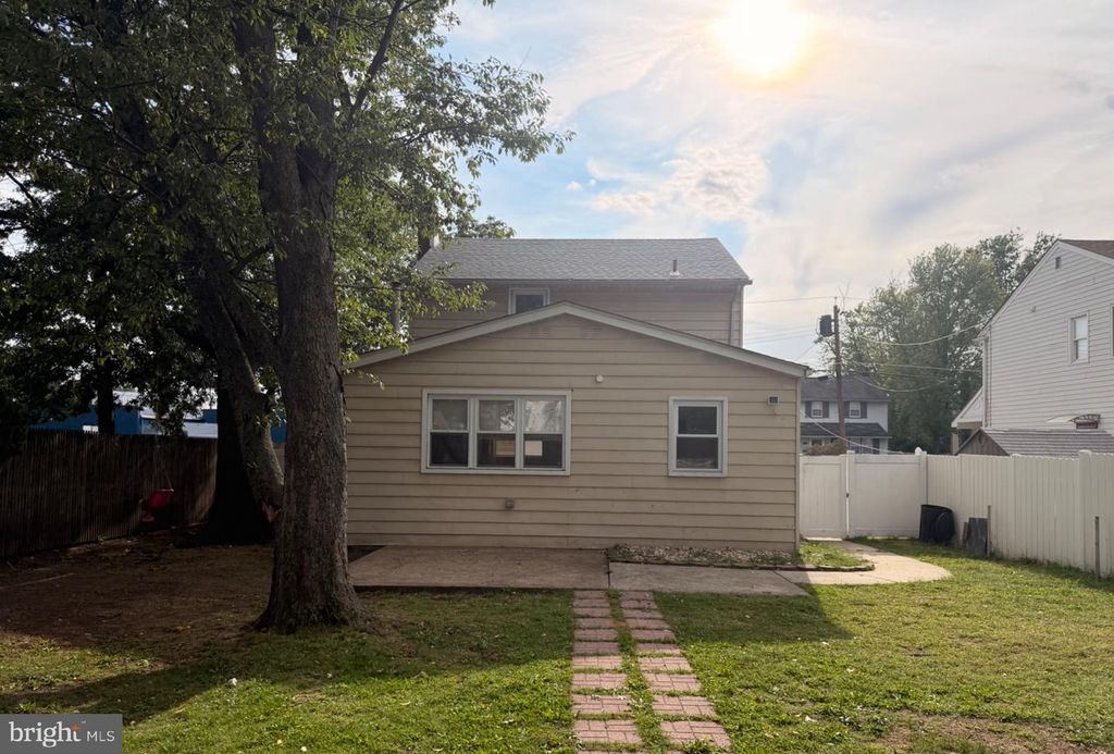 2530 48TH ST, PENNSAUKEN, NJ 08110 — photo 2