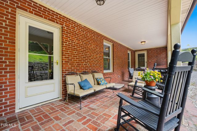205 Northwest Highland Avenue, Norton, VA 24273