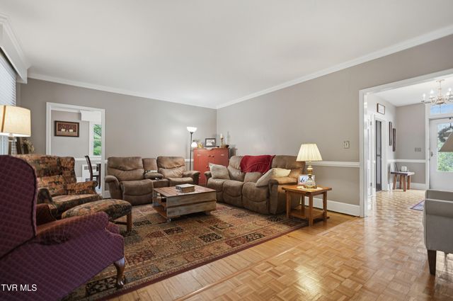 205 Northwest Highland Avenue, Norton, VA 24273