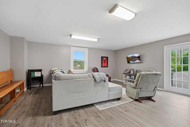 205 Northwest Highland Avenue, Norton, VA 24273