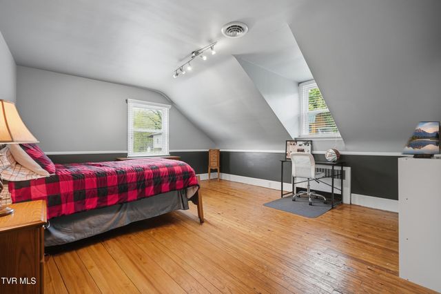 205 Northwest Highland Avenue, Norton, VA 24273
