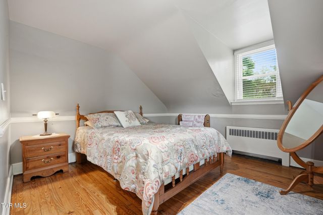 205 Northwest Highland Avenue, Norton, VA 24273