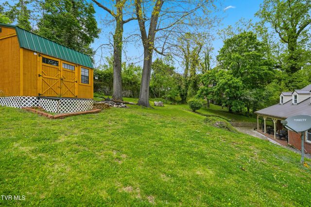 205 Northwest Highland Avenue, Norton, VA 24273