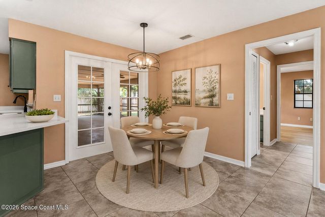 950 Whisperpine Drive, Melbourne, FL 32901