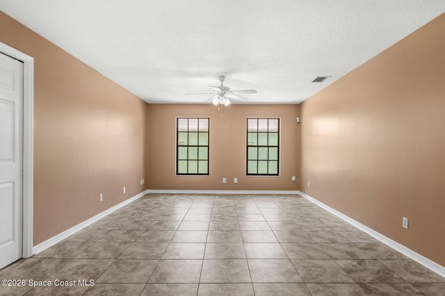 950 Whisperpine Drive, Melbourne, FL 32901