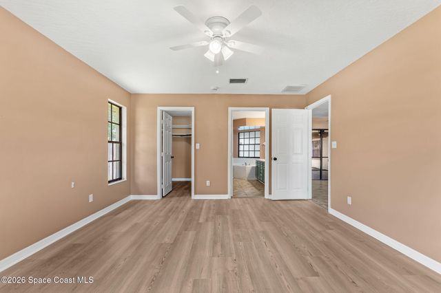 950 Whisperpine Drive, Melbourne, FL 32901