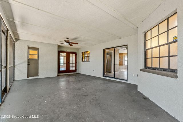 950 Whisperpine Drive, Melbourne, FL 32901