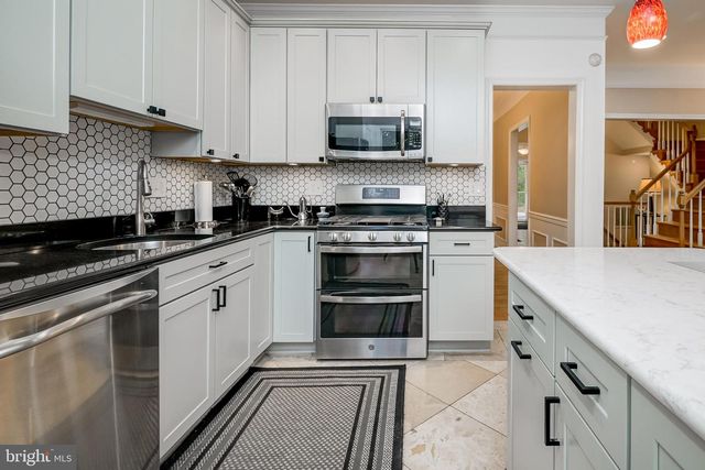 17949 DUMFRIES CIR, Olney, MD 20832